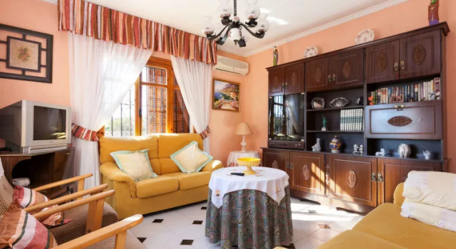 Holiday Home Mercedes, Забронировать Дом для отпуска Отели Ондара с парковкой, Парковка