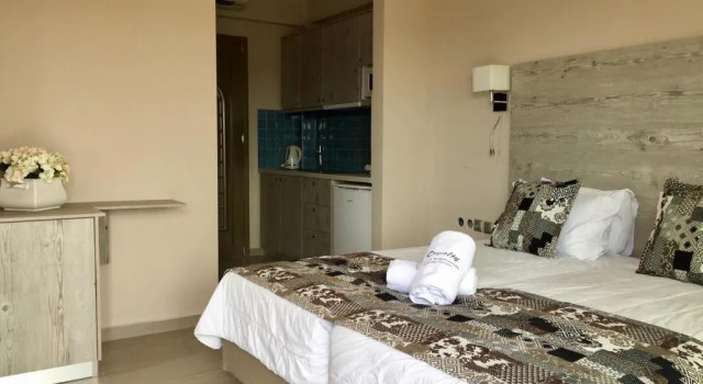 Студия Royalty Suites Loft