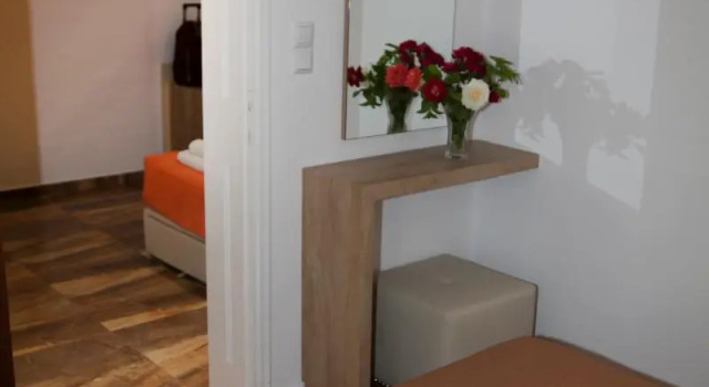 Семейный номер Standard с 2 комнатами с балконом Zeus Hotel