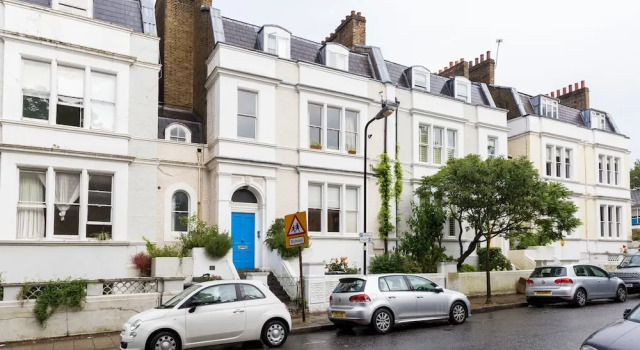 Beautiful studio near Clapham Common, Забронировать Отель Отели Баттерси 3 звезды, 3*