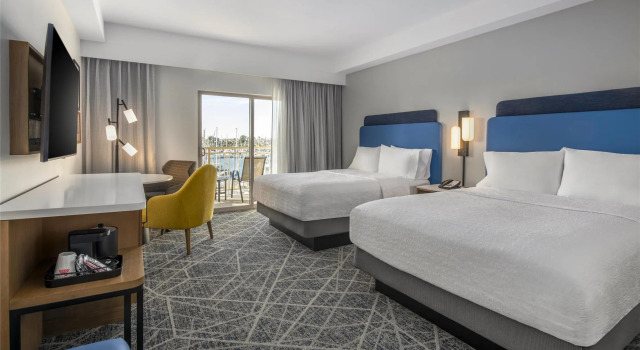 Номер Standard с видом на гавань Hampton Inn Channel Islands Harbor