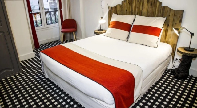 Двухместный номер Standard с балконом и с видом на горы Hôtel Mir