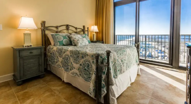 Phoenix West II 2301, Boek Appartement Orange Beach 
