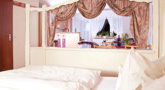 Коттедж c 1 комнатой Hotel Sauerländer Hof