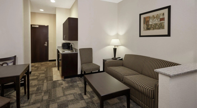 Люкс Holiday Inn Express Pekin - Peoria Area by IHG