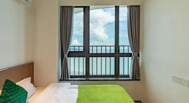 Четырёхместный люкс с 2 комнатами с видом на море Xinhai Sea View Swimming Pool Villa（Poly Jinchowan Store）