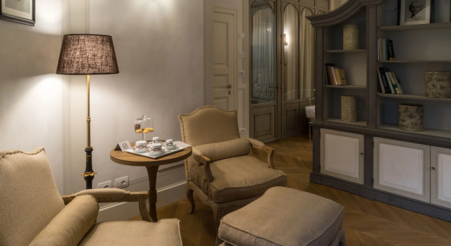 Corte Calzaiuoli Elegant Suites, Boek Bed and Breakfast Hotels in Uffizi met parkeren, Parkeren