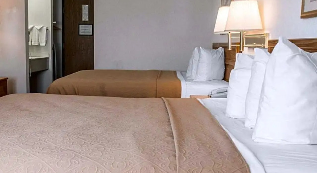 Шестиместный номер Standard Quality Inn Hudsonville South