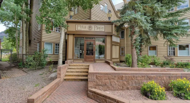 Etta Place Too 107 by Avantstay Close to Town & The Slopes! In Complex w/ Communal Pool & Hot Tub, Забронировать Отель Отели Telluride Ski 3 звезды, 3*