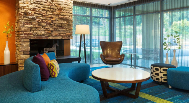 Fairfield Inn and Suites by Marriott Belle Vernon, Rezerwuj Hotel Belle Vernon 