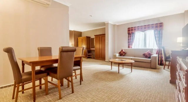 Suite Coppid Beech