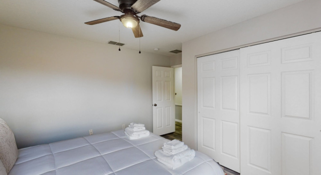 Dog-friendly Home With Lake Views, Ping-pong, air Hockey, Streaming, W/d, & AC, Rezerwuj Dom wakacyjny Kissimmee Kissimmee