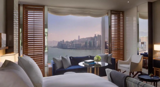 Двухместный номер с видом на гавань Rosewood Hong Kong