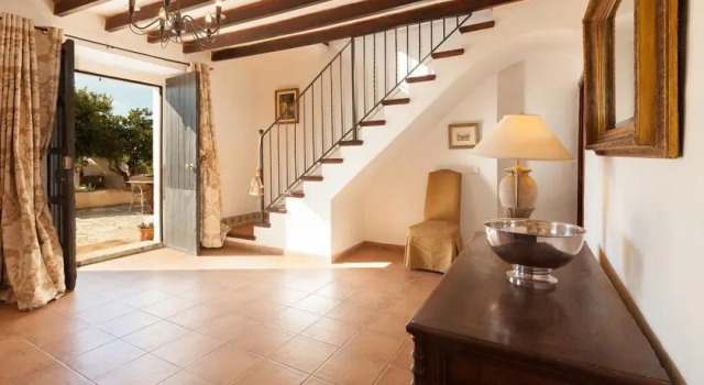Casa de Almendras, Book Apartment Selva 