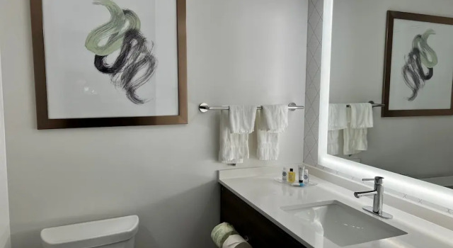 Номер Classic Comfort Suites St Augustine Historic District Area