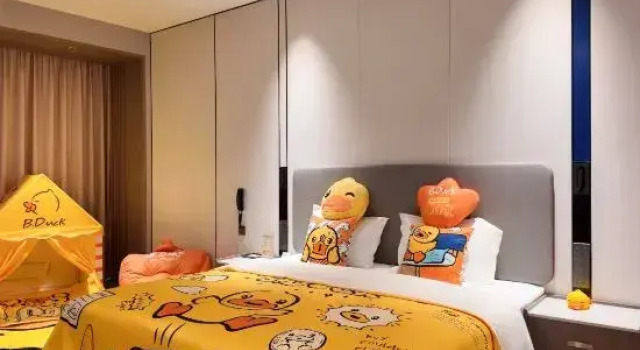 Семейный номер Standard Holiday Inn Express Wuxi Xishan