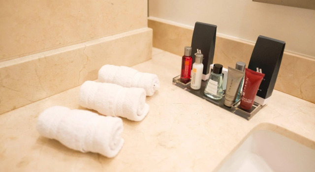 Четырёхместный номер Deluxe Bogotá Marriott Hotel