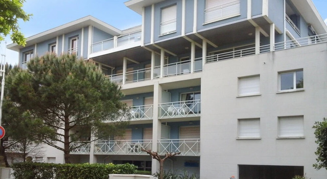 Apartment With one Bedroom in Arcachon, With Wonderful sea View and Fu, Забронировать Апартаменты/квартира Отели Бассен-д'Аркашон с парковкой, Парковка