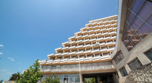 Chegem Hotel, Забронировать Отель Гагра Гагрский район, рядом с Пляж пансионата Гагрипш