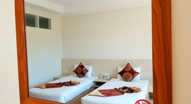 Двухместный номер Superior с балконом Hotel Mya Yar Pin