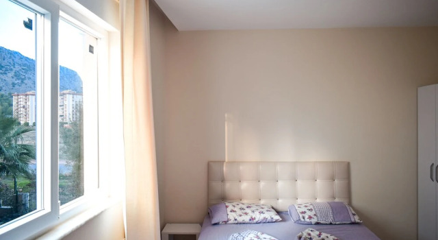 Spacious 2 Bedrooms for 5 People With Mountain View Free Wifi