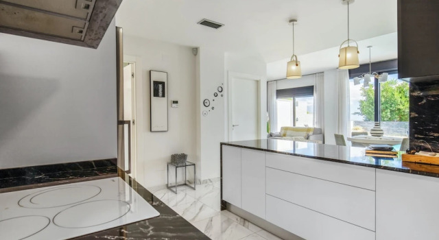 Villa With 2 Bedrooms in San Miguel de Salinas, With Wonderful sea Vie, Забронировать Вилла Отели Сан-Мигель-де-Салинас с парковкой, Парковка