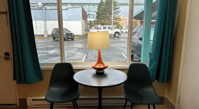 Номер Standard Atomic Motel