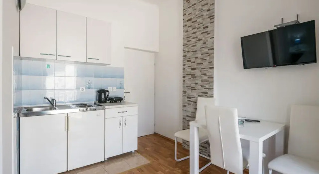 Студия с балконом и с видом на море Villa Voinic 2