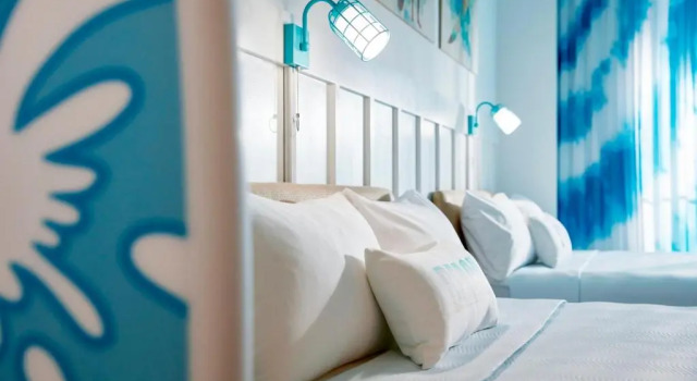 Люкс с 2 комнатами Universals Endless Summer Resort - Surfside Inn and Suites