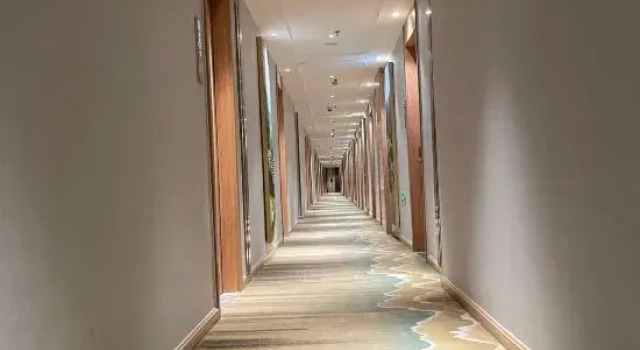 Vienna 3 Best Hotel  (Shanghai Xinsiping Road Port Trade City Branch), Varaa Hotelli Shanghai Shanghai