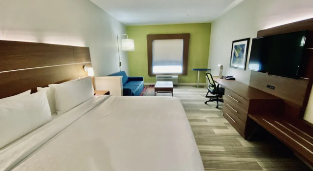 Двухместный люкс Holiday Inn Express Pineville-Alexandria Area by IHG