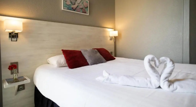 Трёхместный номер Standard The Originals Boutique, Hôtel Neptune, Berck-sur-Mer