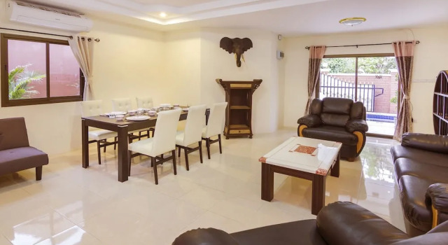Villa Valery Close to the Beach, Забронировать Вилла Виллы Центральной Паттайя, Вилла