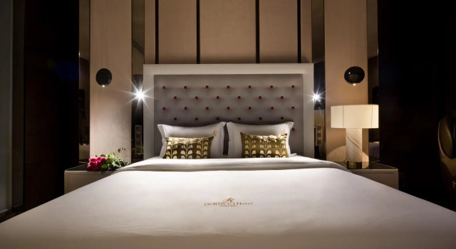 Люкс Executive Dongguan  DeRucci Hotel