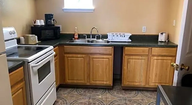 Люкс Pinn Road Inn and Suites Lackland AFB and Seaworld