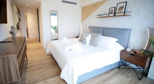 LatitudLuxe apartment in Providencia with pool and gym