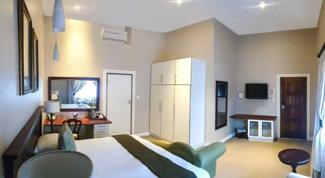 Номер Deluxe Komani Resorts