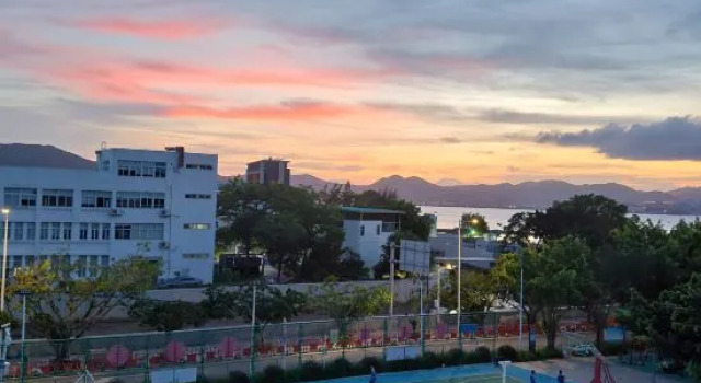 Mixi Homestay, Rezerwuj Hotel Hotele w Shenzhen z parkingiem, Parking