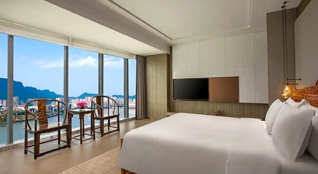 Люкс Presidential Crowne Plaza Ya an by IHG