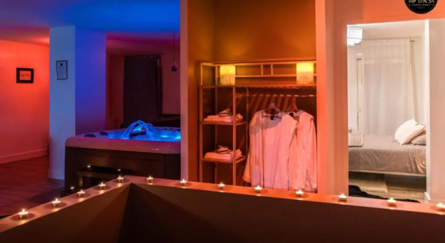 La Somptueuse 100M2 Spa/Sauna Privé, Забронировать Отель Отели Нанси с парковкой, рядом с House of Jean Prouvé, Парковка