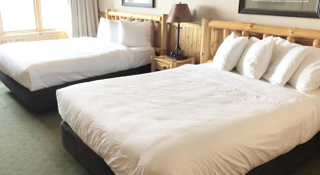 Четырёхместный номер Standard с видом на озеро Superior Shores Resort