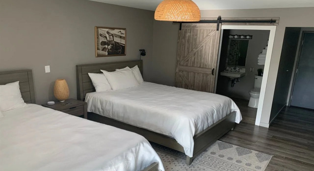 The Shore Club Wisconsin, Ascend Hotel Collection, Buchen Sie Hotel Elkhart Lake Wisconsin