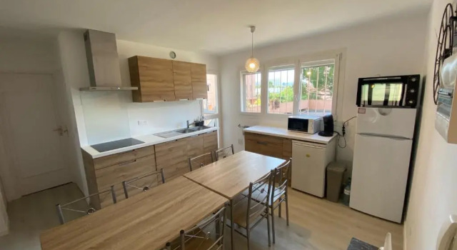 Апартаменты Appartement T3 à la Seyne sur mer