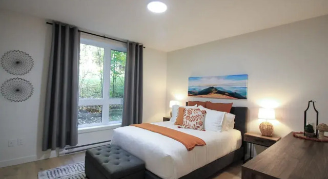 Le 800 de St-Jovite, Book Hotel Mont-Tremblant Village Mont Tremblant Region