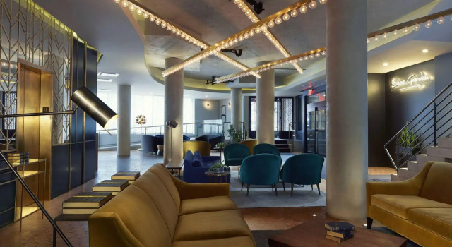 The Tillary Hotel Brooklyn, Забронировать Отель Отели Бруклина с парковкой, рядом с Здание «Вильямсбург-Сейвингс-Бэнк-Тауэр», Парковка