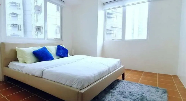 Номер Standard Pioneer Woodland Boni Ave.Mandaluyong