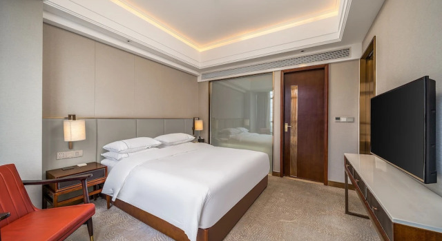 Люкс Executive Lucky Holiday Hotel