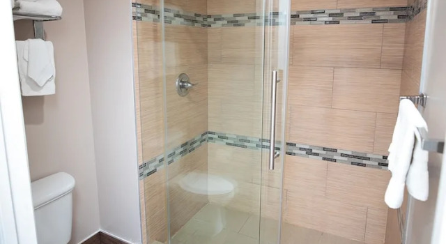 Двухместный люкс Luxury Diamond Bell Inn & Suites