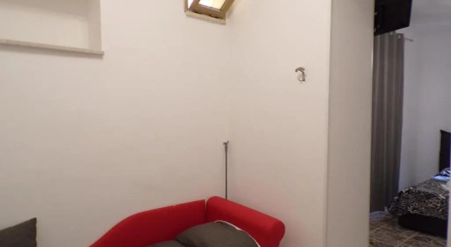 NUOVA AURORA Rent Rooms