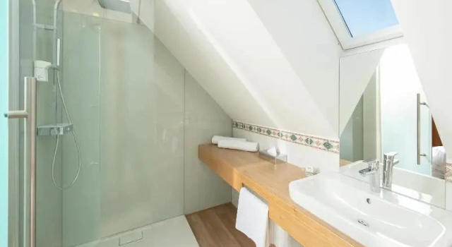 Двухместный номер Business с балконом Hotel Panoramahof Loipersdorf